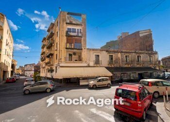 Zona - Quadrilocale via Antico Corso, 2, Catania - foto 3