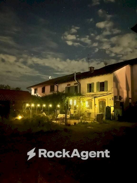 Zona - Rustico via Colonne, Travacò Siccomario - foto 1