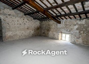 Magazzino - Stabile - Palazzo Località Morruzze, 14, Baschi - foto 26
