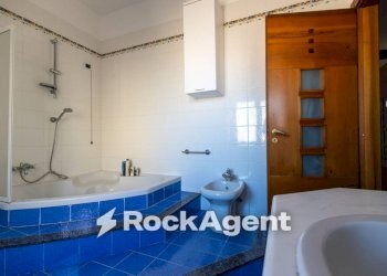 Bagno - Quadrilocale via Edmondo Buccarelli, 4, Catanzaro - foto 37