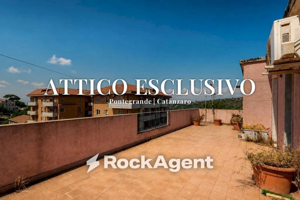 Terrazzo - Attico via Ettore Vitale, 54, Catanzaro - foto 1