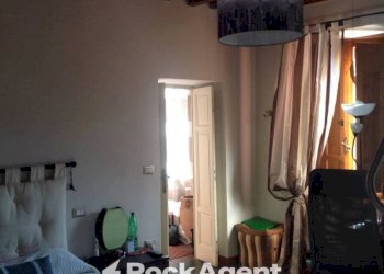 Camera da letto - Independent house via Cappella, 1907, Seravezza - photo 16