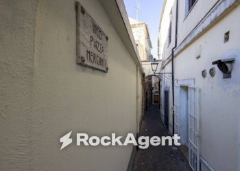 Zona - Negozio vico Piazza Mercanti, 9, Catanzaro - foto 2