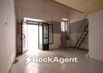 Magazzino - Negozio vico Piazza Mercanti, 9, Catanzaro - foto 6