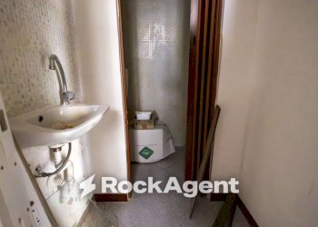 Bagno - Negozio vico Piazza Mercanti, 9, Catanzaro - foto 14