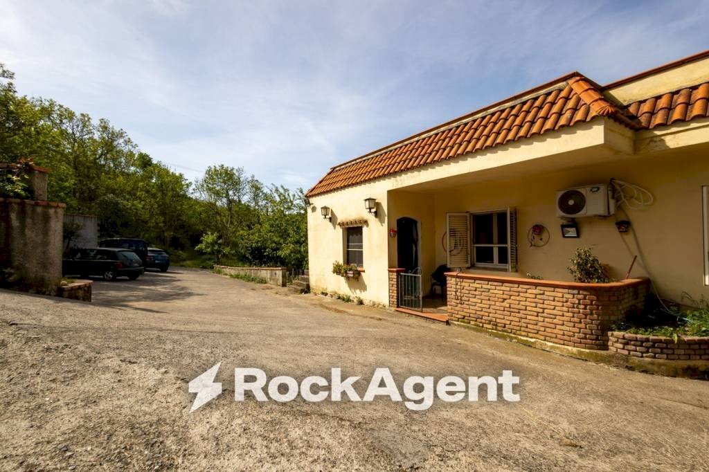 Terreno - Casa indipendente via per Gimigliano, 251, Catanzaro - foto 3
