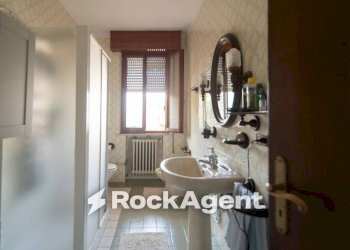 Bagno - Quadrilocale viale Luigi Settembrini, 10, Rimini - foto 16