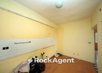 Salone - Three-room apartment via Campodonico, 35, Genova (neighborhood Bolzaneto) - photo 5