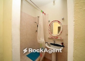 Bagno - Three-room apartment via Campodonico, 35, Genova (neighborhood Bolzaneto) - photo 15