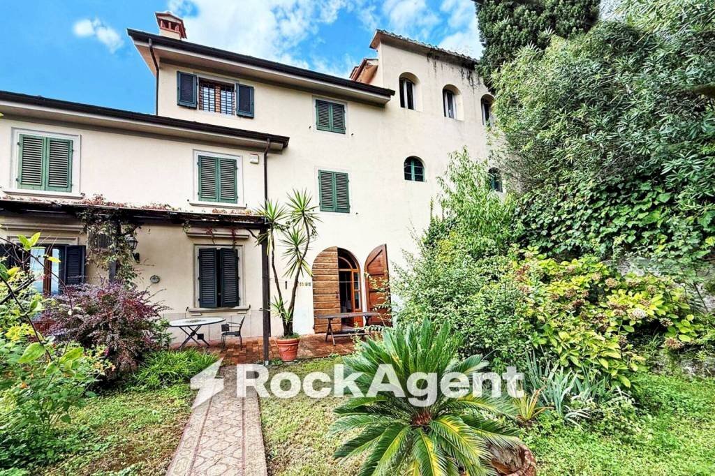 Giardino - Villa via Sismondi, Pescia - photo 3