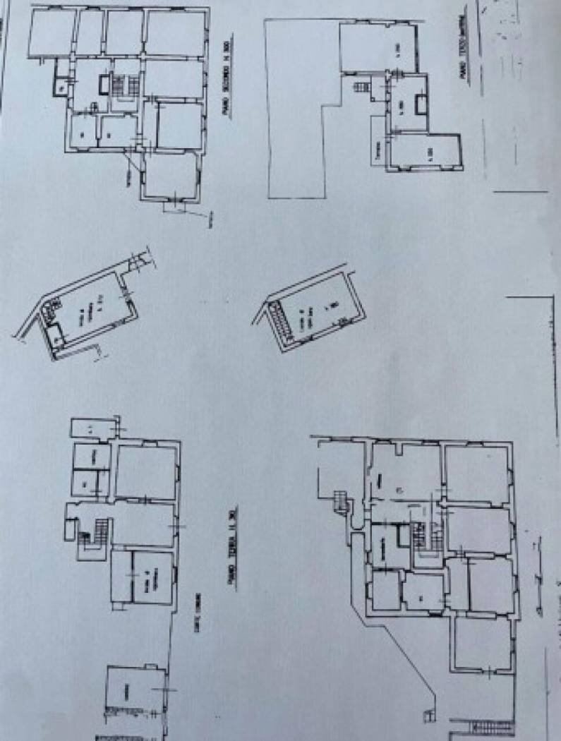 Villa via Sismondi, Pescia - floor plans 1