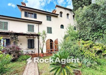 Giardino - Villa via Sismondi, Pescia - foto 3