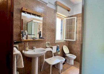 Bagno - Trilocale corso Pietro Pisani, 294, Palermo - foto 13