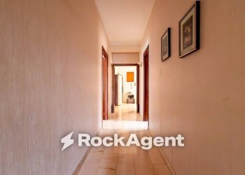 Corridoio - Appartamento via Eugenio de Riso, 77, Catanzaro - foto 10