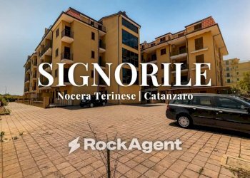 Cortile interno - Bilocale via Cavour, Nocera Terinese - foto 1