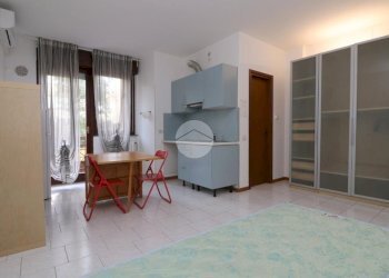 Monolocale Via Fratelli Bandiera, Rho - foto 1