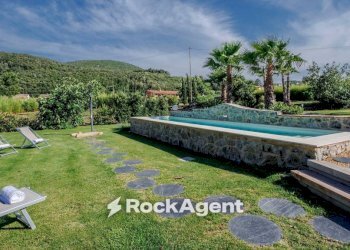 Piscina - Villa via della Marina, Rio - photo 33