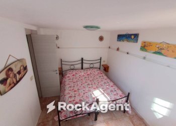 Camera da letto - Casa indipendente via Taranto, 20, Morciano di Leuca - foto 30