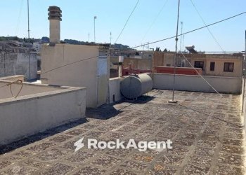 Terrazzo - Four-room apartment via F. Bandiera, Corte I, Casarano - photo 26
