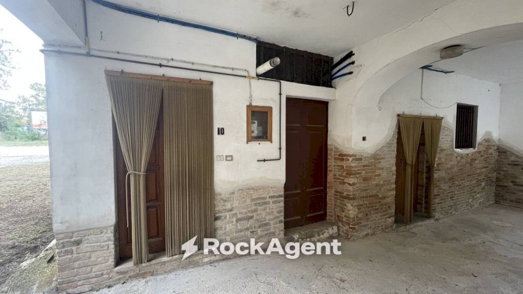 Magazzino - Casa indipendente via Villa Tassoni, 10, Bellante - foto 3