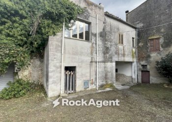 Facciata - Casa indipendente via Villa Tassoni, 10, Bellante - foto 2