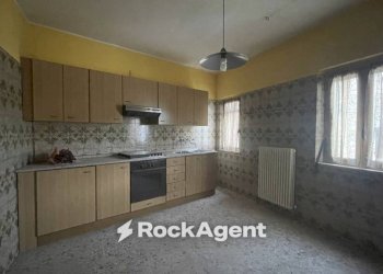 Cucina - Casa indipendente via Villa Tassoni, 10, Bellante - foto 7