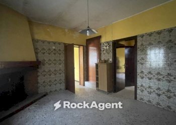 Salone - Casa indipendente via Villa Tassoni, 10, Bellante - foto 8