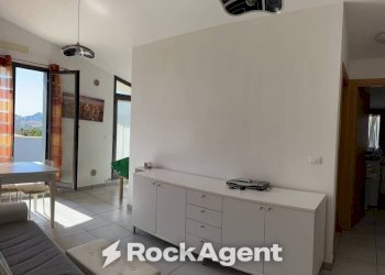 Salone - Two-room apartment via Levante, Città Sant'Angelo - photo 14