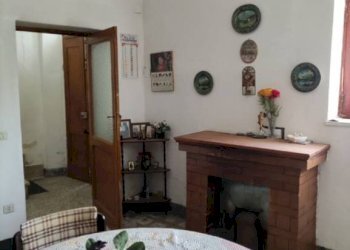 Camera da letto - Independent house via Valle, 65-73, Trecchina - photo 7