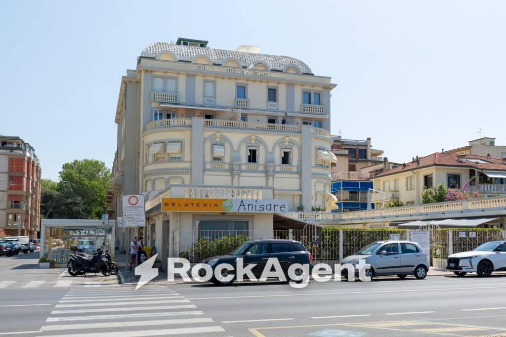 Zona - Bilocale viale Giosuè Carducci, 42/A, Viareggio - foto 2