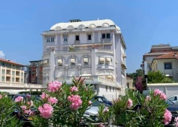 Zona - Bilocale viale Giosuè Carducci, 42/A, Viareggio - foto 5