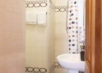 Bagno - Bilocale viale Giosuè Carducci, 42/A, Viareggio - foto 20