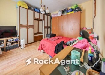 Camera da letto - Four-room apartment via del Lagaccio, 12, Genova (neighborhood Granarolo) - photo 12