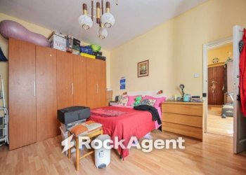 Camera da letto - Four-room apartment via del Lagaccio, 12, Genova (neighborhood Granarolo) - photo 15