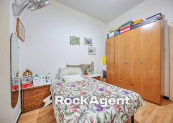 Camera da letto - Four-room apartment via del Lagaccio, 12, Genova (neighborhood Granarolo) - photo 22
