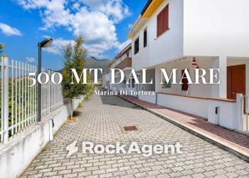 Posto macchina - Villa a Schiera via Giovanni XXIII, 65, Tortora - foto 1