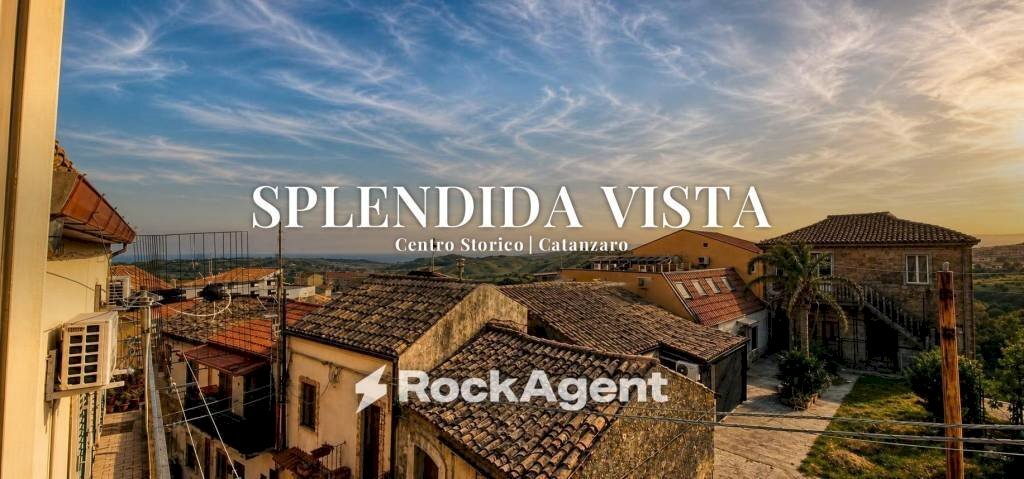 Vista - Bilocale via Vincenzo D'Amato, 62, Catanzaro - foto 1