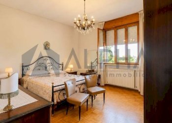 Camera da letto - Villa via Giuseppe Verdi, Faenza - photo 5