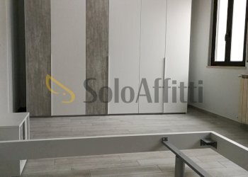Angolo camera matrimoniale - Two-room apartment Via Umbria, Montesilvano - photo 8