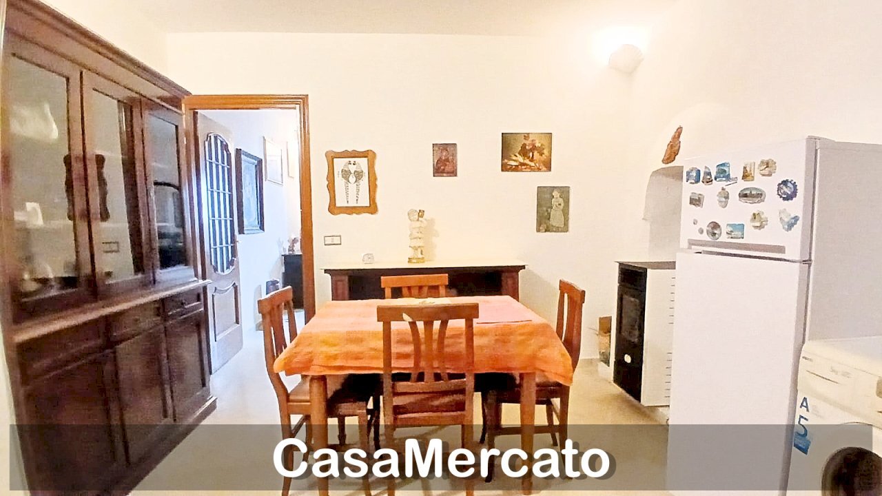 b1.jpg - Bilocale Via del Porticato, Rocca di Papa - foto 1