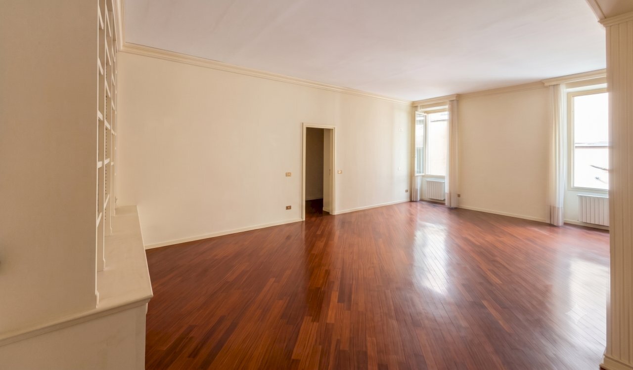 SALONE A - Four-room apartment Corso Martiri della Libertà, Brescia - photo 1