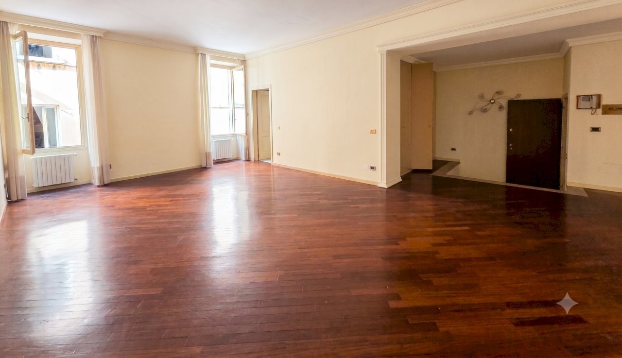 SALONE B - Four-room apartment Corso Martiri della Libertà, Brescia - photo 3