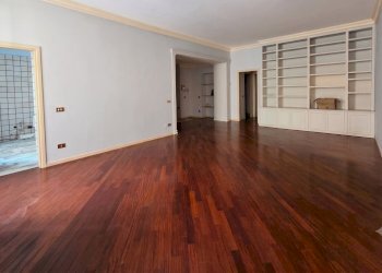SALONE D - Four-room apartment Corso Martiri della Libertà, Brescia - photo 6