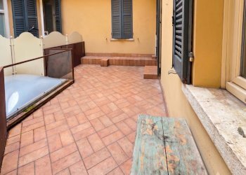 TERRAZZA B - Four-room apartment Corso Martiri della Libertà, Brescia - photo 8