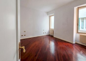 CAMERA PADRONALE A - Four-room apartment Corso Martiri della Libertà, Brescia - photo 10