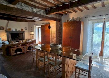 8-living (10).jpg.jpg - Casale SP92 93, Baschi - photo 8