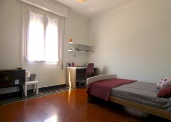 camera - Appartamento Via Filippo Casoni, Genova (zona San Fruttuoso) - foto 2