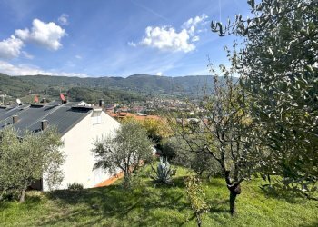 IMG_4463 - Villa Via dell'Apparita, Vaiano - foto 1