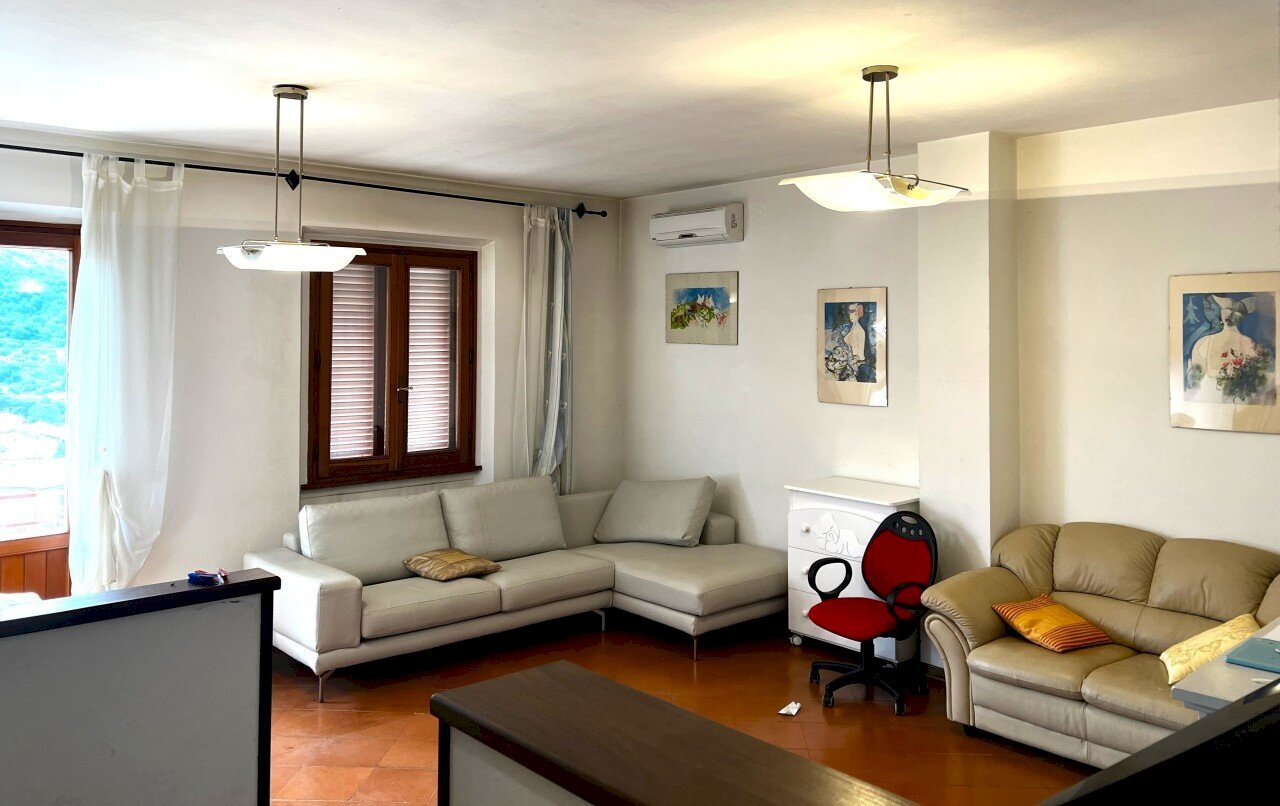 IMG_1507 (1).JPG - Appartamento Via Baccio 8, Vaiano - foto 2