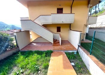 esterni - Appartamento Via Poggiole, Vernio - foto 2